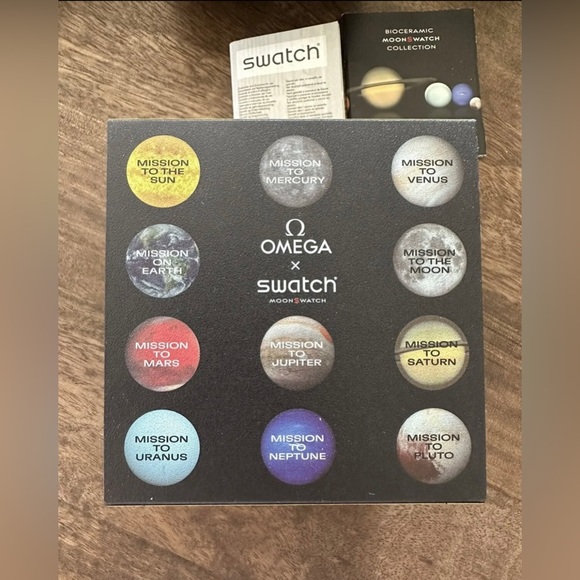 Omega X Swatch Bioceramic Moonswatch Mission to Sun - Picture 3 of 12